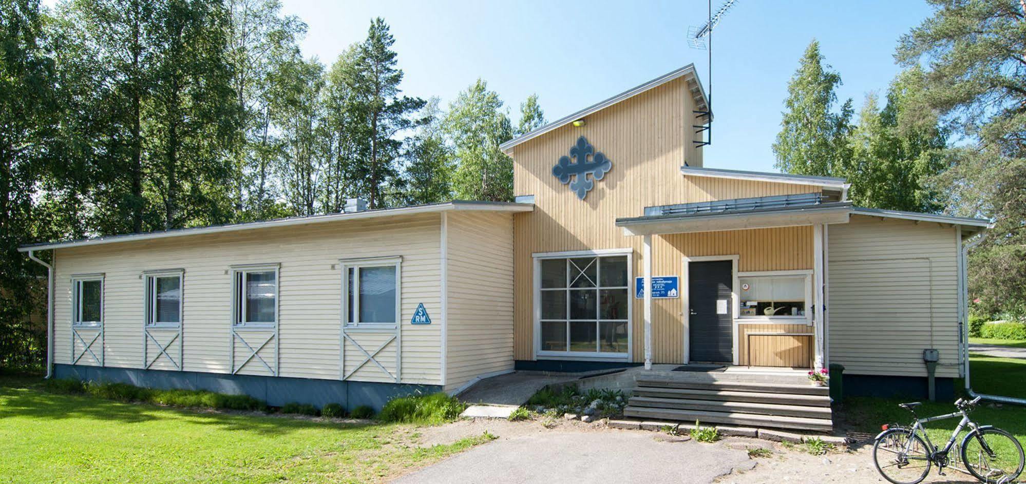 Partiotalon Retkeilymaja - Scouts Hostel Йоэнсуу Экстерьер фото